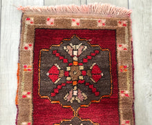 Bishop 33x20”